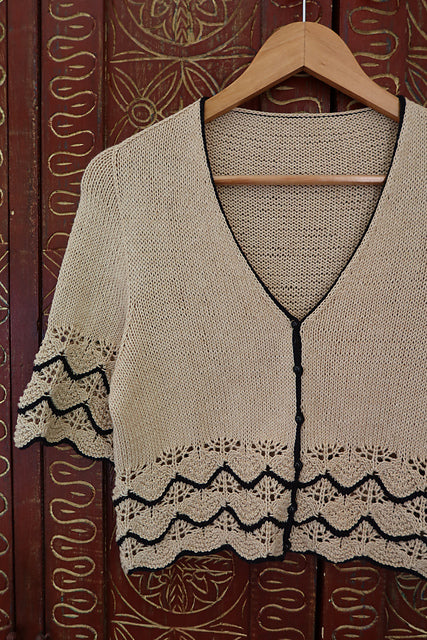 Lace Cream Blouse Knitting Pattern