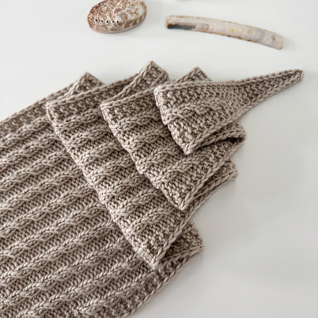 Flow Scarf Knitting Pattern