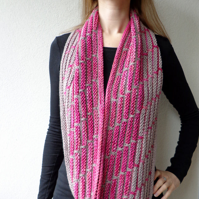 Cozy Zig Cowl Knitting Pattern
