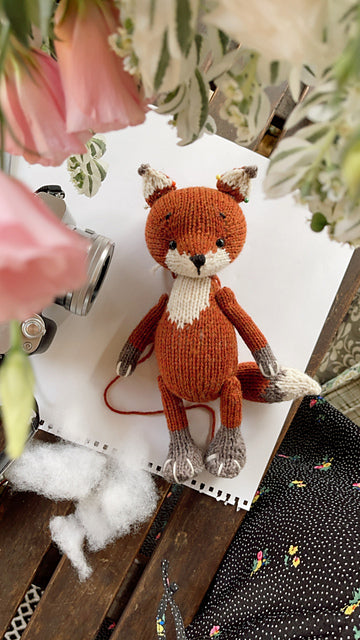 Baby Fox Knitting Pattern