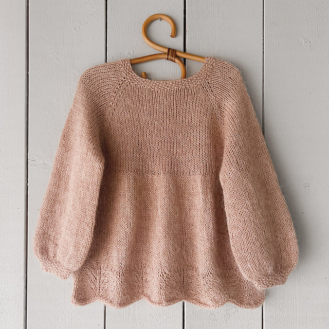 Wave Blouse Knitting Pattern