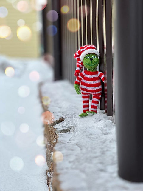 Grinch Knitting Pattern