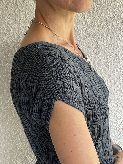 Drifting Wave Knitting Pattern