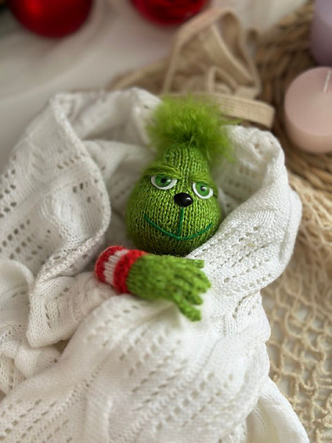 Grinch Knitting Pattern