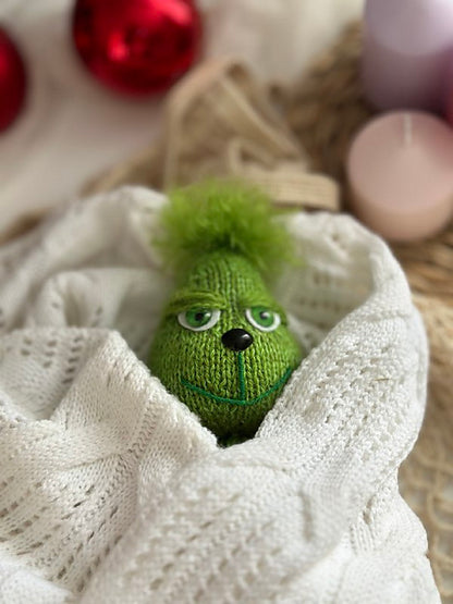 Grinch Knitting Pattern