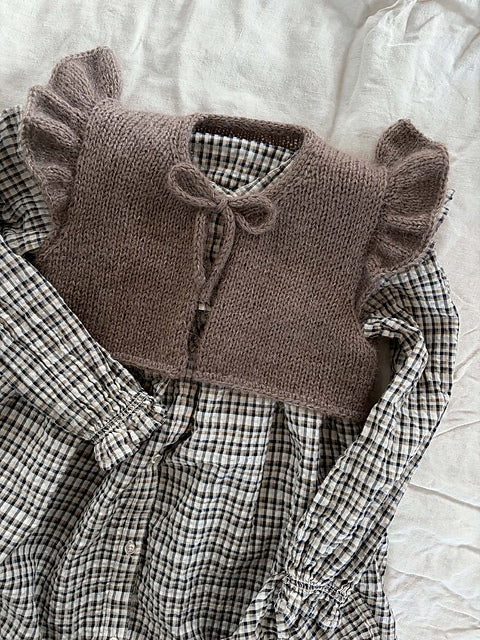 Sweet Willow Vest Knitting Pattern