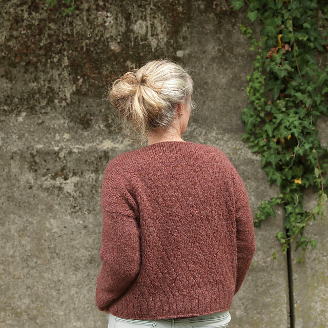Minimal Boxy Pullover Knitting Pattern