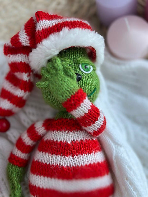 Grinch Knitting Pattern