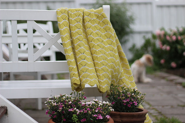 Beginner Chevron Blanket Knitting Pattern