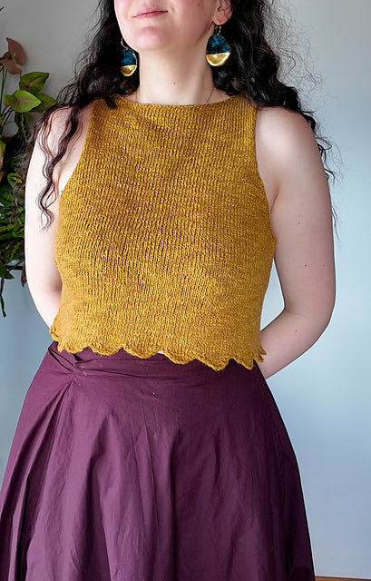 Scalloped Hem Top Knitting Pattern