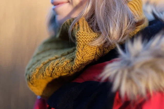 Cozy Twist Cowl Knitting Pattern