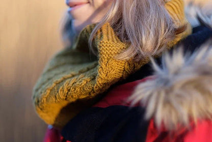 Cozy Twist Cowl Knitting Pattern
