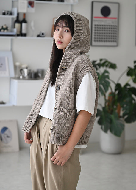 Hooded Vest Knitting Pattern