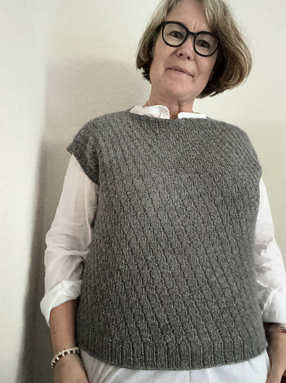 Minimal Boxy Pullover Knitting Pattern