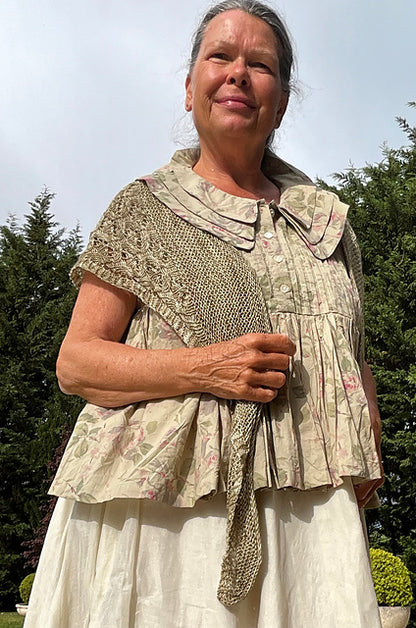 Flowing Lace Shawl Knitting Pattern