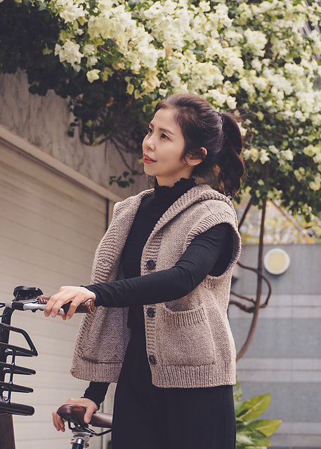 Hooded Vest Knitting Pattern