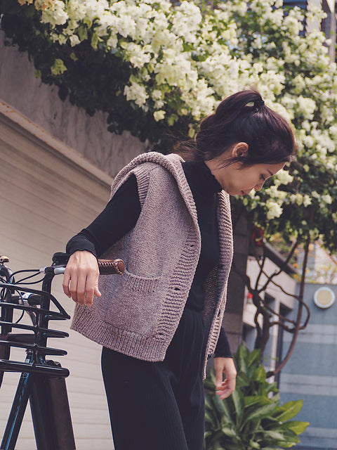 Hooded Vest Knitting Pattern