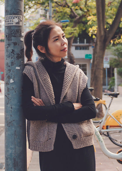 Hooded Vest Knitting Pattern