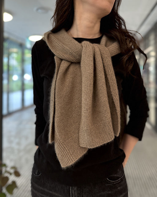 2-in-1 Hooded Vest Knitting Pattern