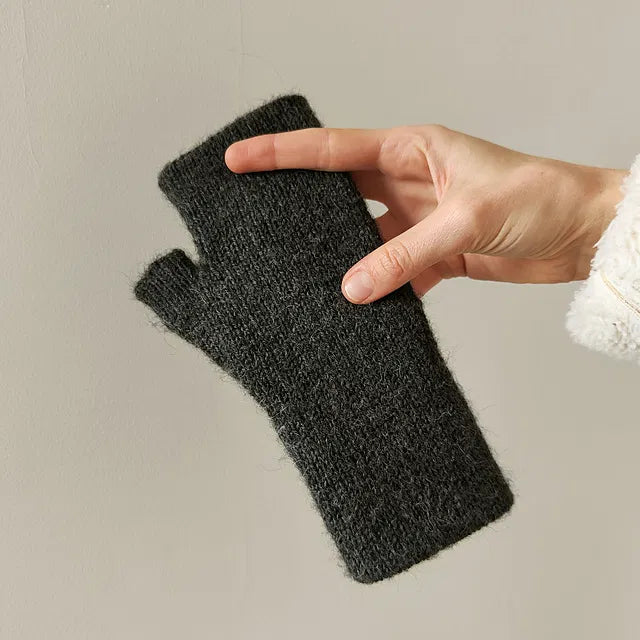 Reversible Mittens Knitting Pattern