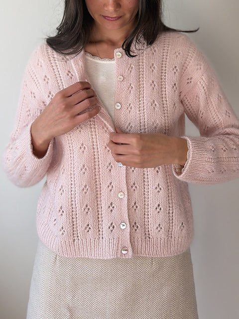 Graceful Cardigan Knitting Pattern