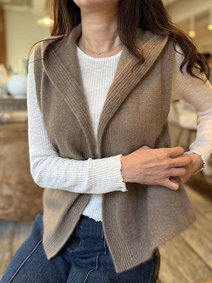 2-in-1 Hooded Vest Knitting Pattern