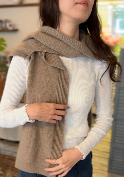 2-in-1 Hooded Vest Knitting Pattern