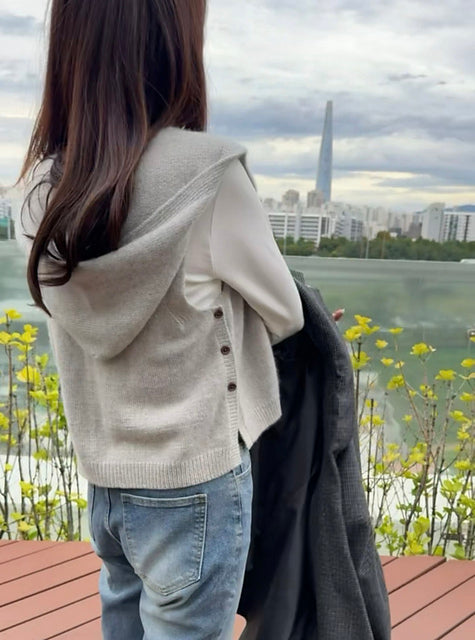 2-in-1 Hooded Vest Knitting Pattern