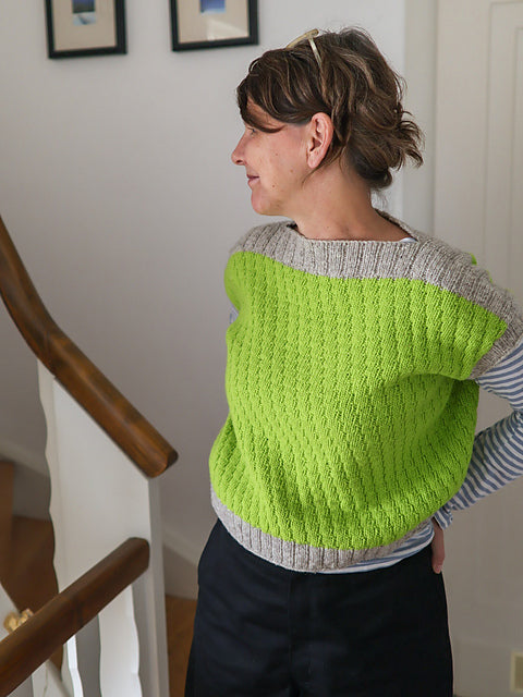 Minimal Boxy Pullover Knitting Pattern