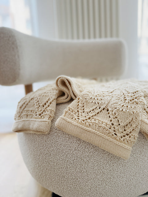 Drop Shoulders Sweater Knitting Pattern
