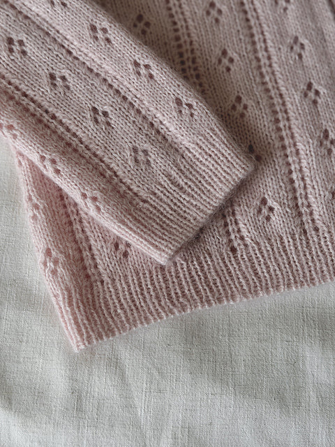 Graceful Cardigan Knitting Pattern