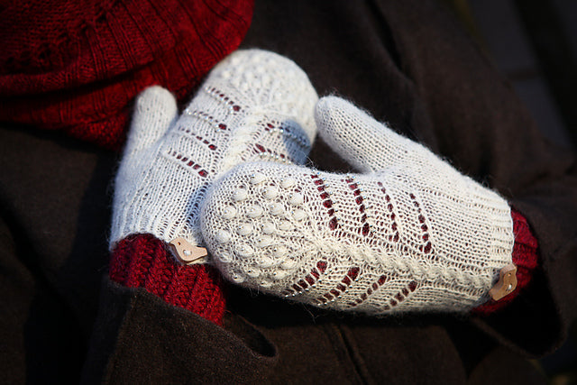 Beaded Lace Mittens Knitting Pattern