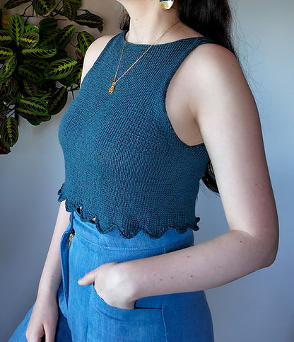 Scalloped Hem Top Knitting Pattern