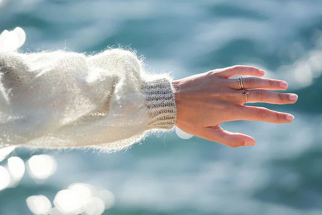 Breeze Pullover Knitting Pattern