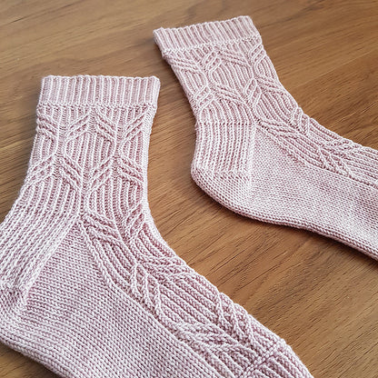 Sand Socks knitting Pattern