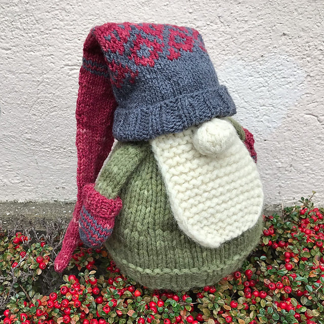 Gnome Softie Knitting Pattern