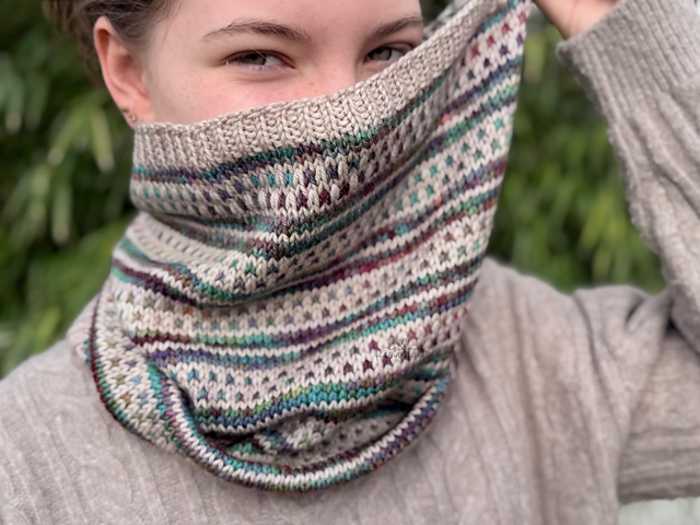 Cozy Autumn Cowl Knitting Pattern