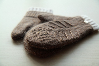 Beaded Lace Mittens Knitting Pattern