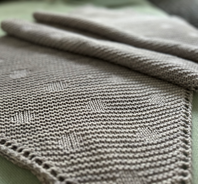Little Dots Blanket Knitting Pattern