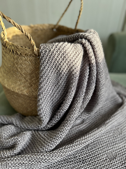 Little Dots Blanket Knitting Pattern