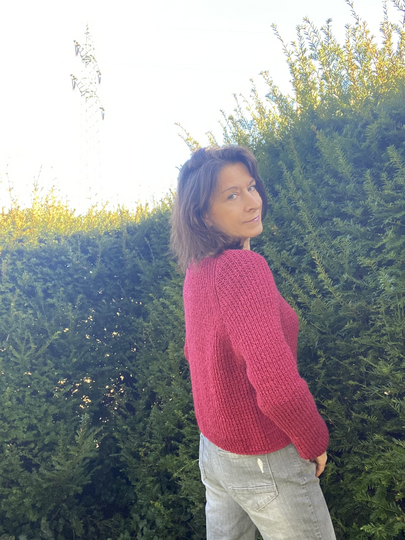 Basic Raglan Sweater Knitting Pattern