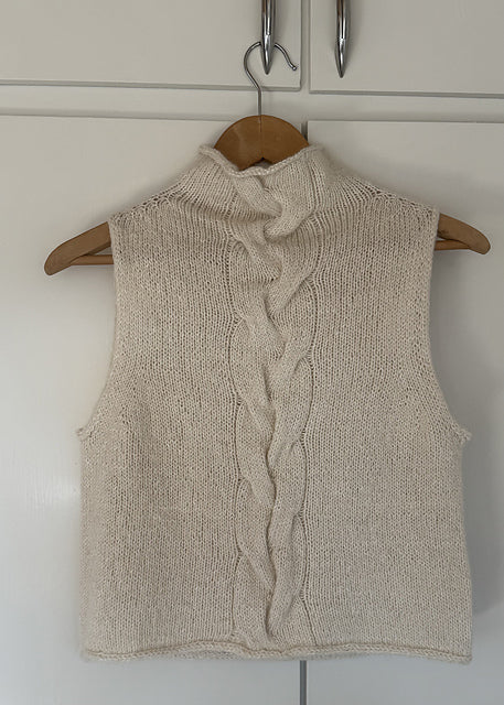 Cable Vest Top Knitting Pattern