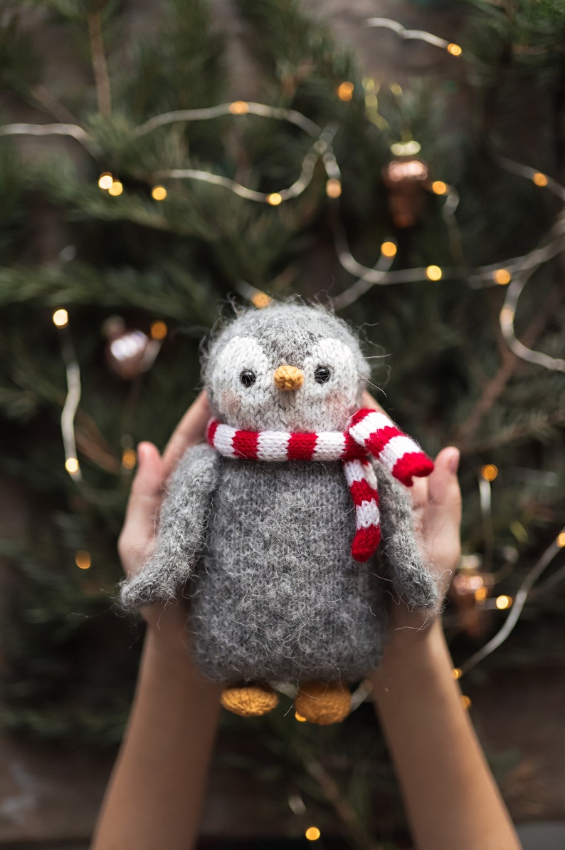 Winter Penguin Knitting Pattern