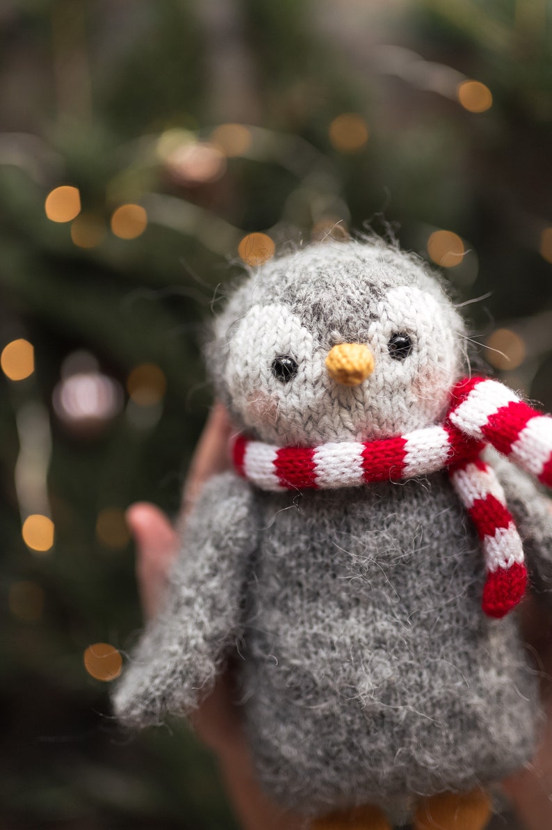 Winter Penguin Knitting Pattern