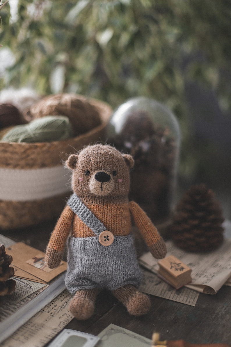 Sam Lily Bear Knitting Pattern