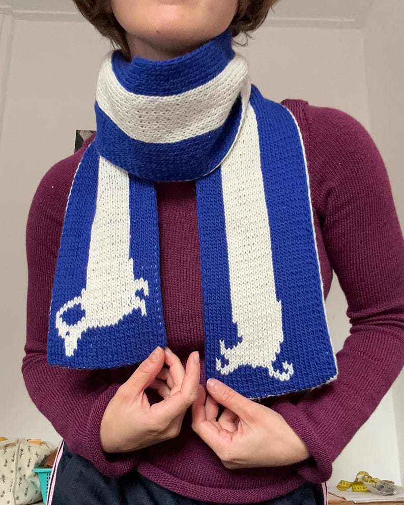 Sausage Dog Scarf Knitting Pattern