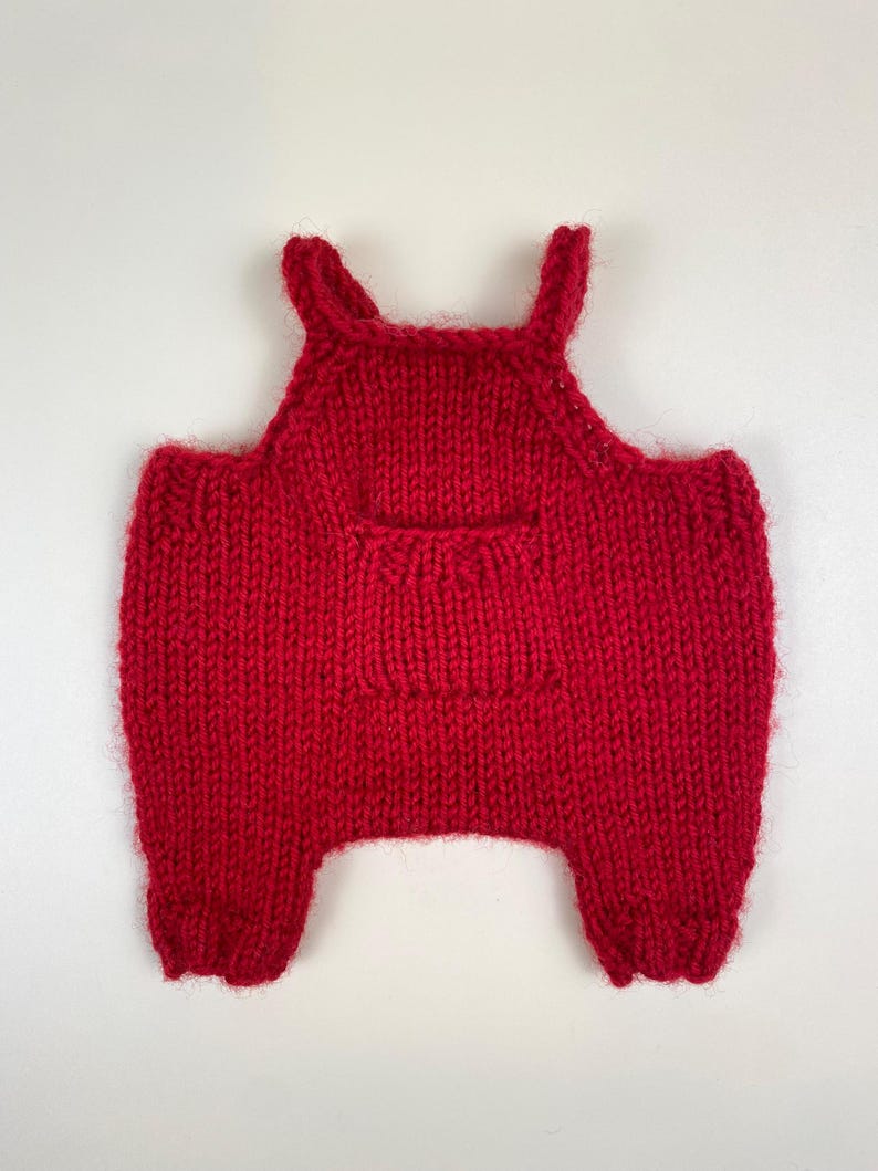 Lovely Goose's Pants & Hat Knitting Pattern