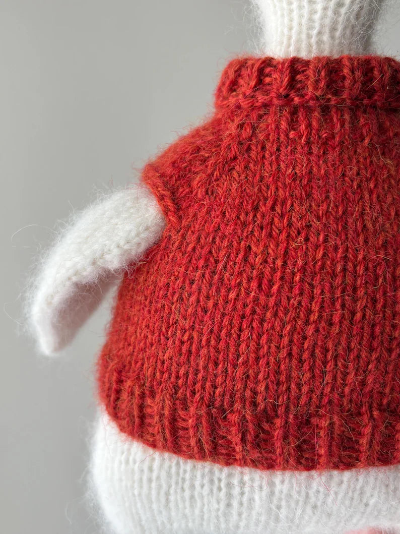 Dressed Goose Knitting Pattern