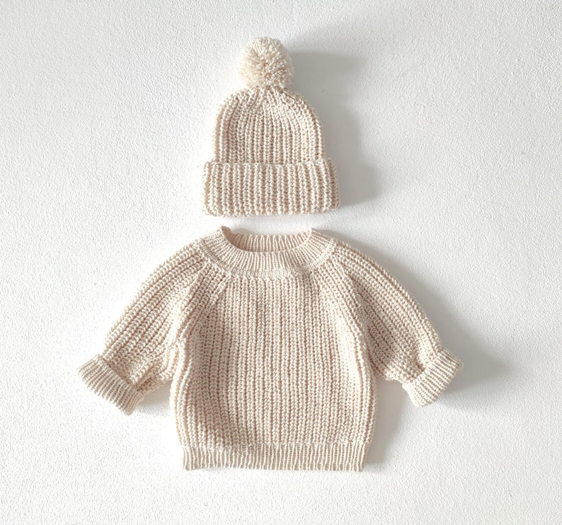 Baby Jumper Set Knitting Pattern — view 1
