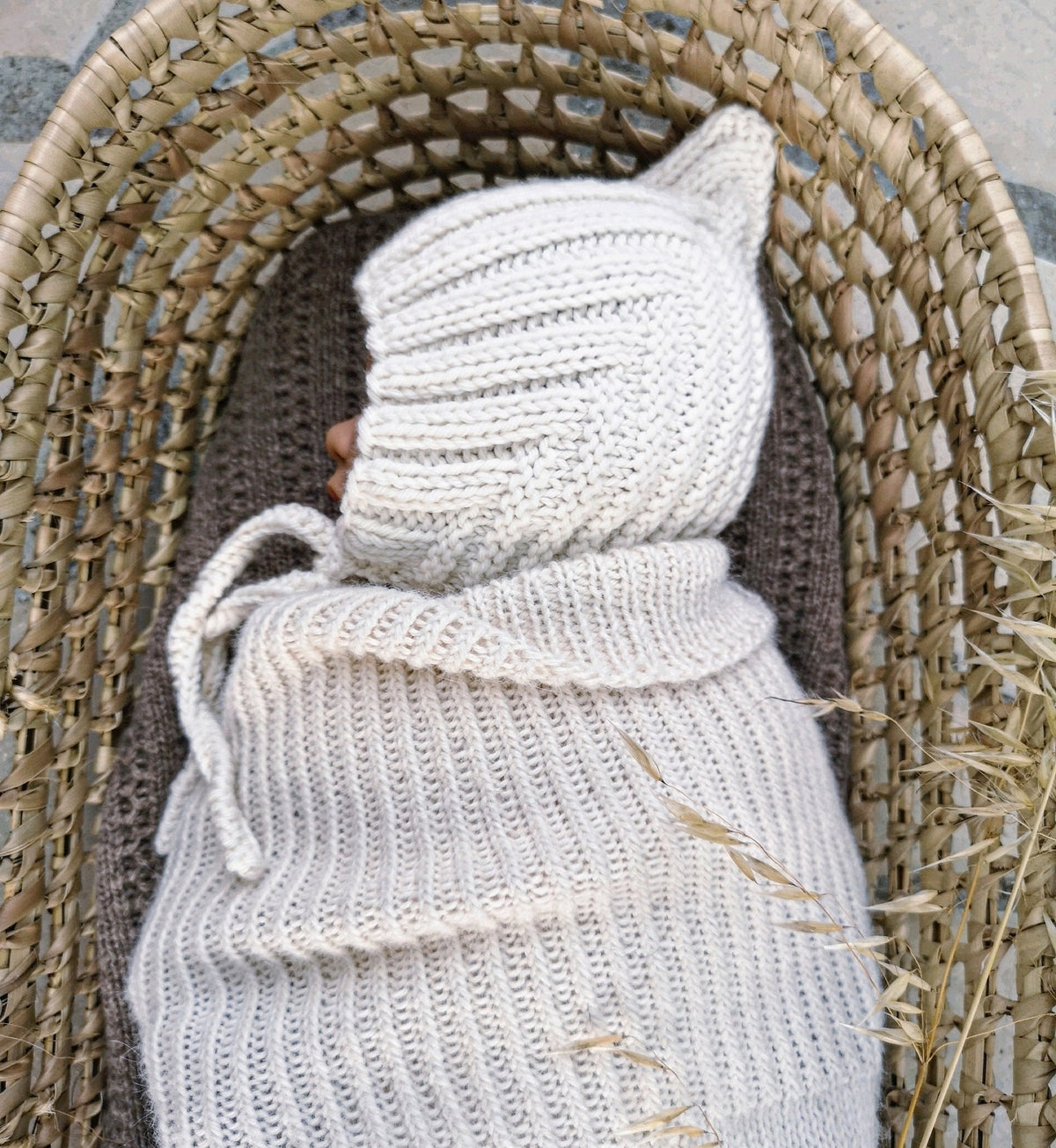 Pixie Hat knitting pattern — design view 3